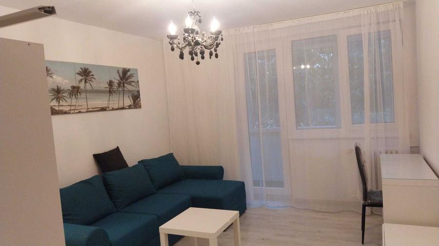 Apartament cu 2 camere decomandat în Drumul Taberei