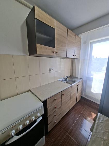Apartament cu 2 camere semidecomandat în Exterior Vest