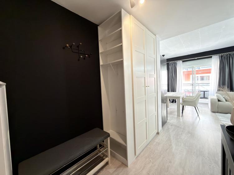 Apartament cu 2 camere semidecomandat, mobilat în Torontalului