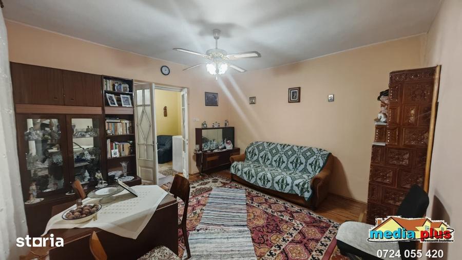Casă cu 4 camere cu Teren 565 Mp în Central