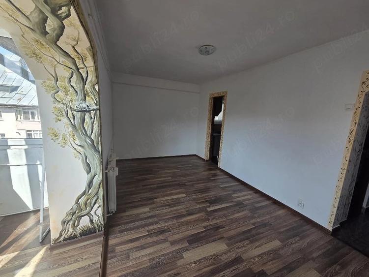 Garsonieră decomandată în Obcini