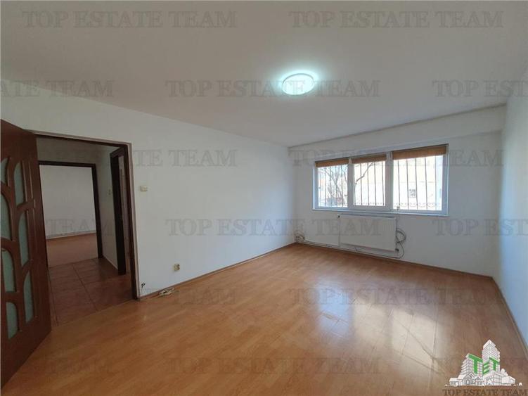 Inchiriez 2 camere nemobilat parter inalt Casa de Cultura CONSTANTA - 2