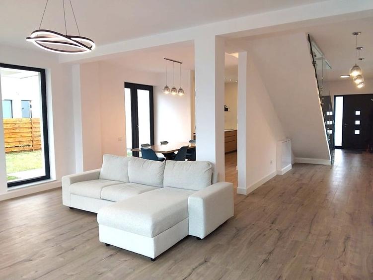 Vilă cu piscina, INDIVIDUALA, PREMIUM - 3