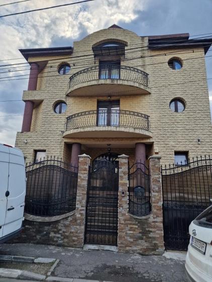 Vila in Colentina, S+P+2E, 7 camere, 5 bai, mobilata si utilata - 1