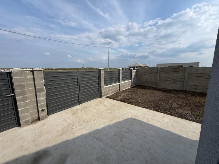 Casa individuala, 4 camere, 105 utili, 580 teren, comision 0% Sanmihaiu Roman - 7