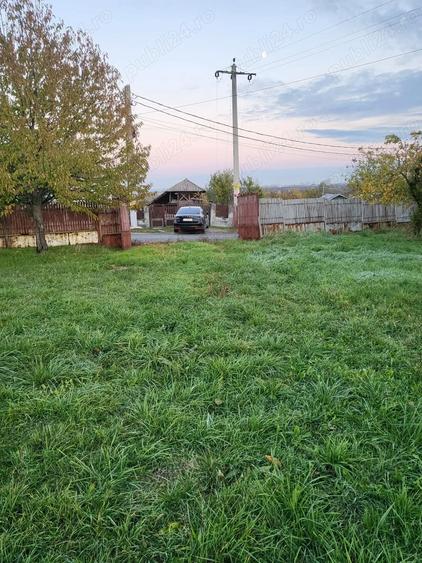 Vand parcele teren intravilan,Mosoaia, strada principala, 7 km Pitesti - 4