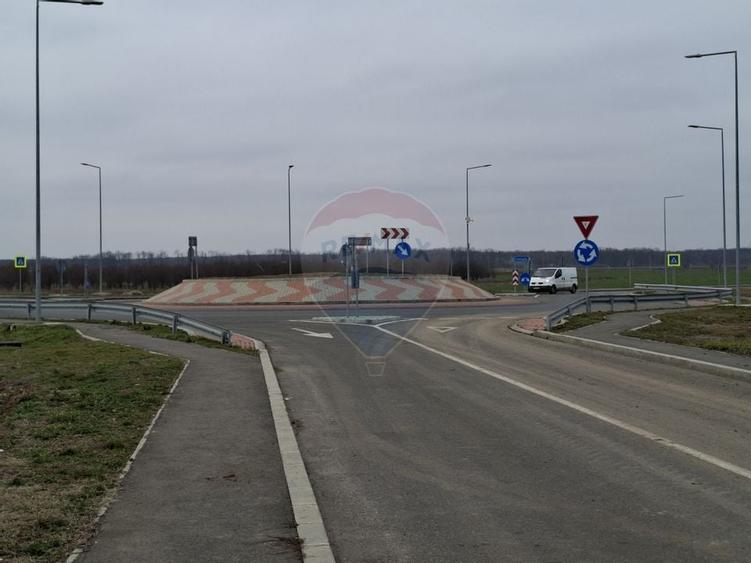 Vanzare teren intravilan parcelat, in Branesti langa - Autostrada A2 - 3