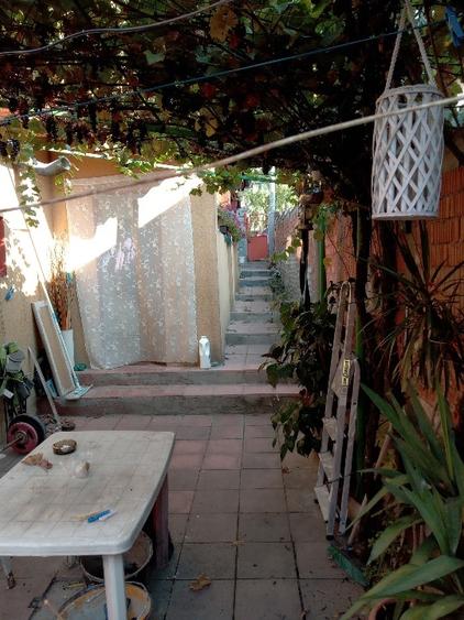 Casă la curte , metrou Mihai Bravu,300 metrii - 7