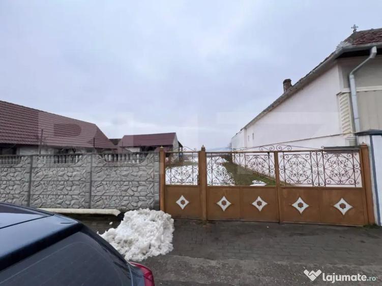 Teren intravilan, 941mp, front 11m, utilitati la strada, Ciu - 3