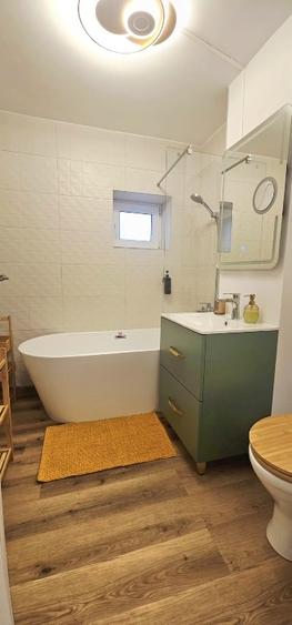 Proprietar, vand apartament, 3 dormitoare,1living,2 bai, Centrul nou, mall Afi, - 13