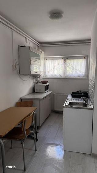 Inchiriez apartament 2 camere - 4