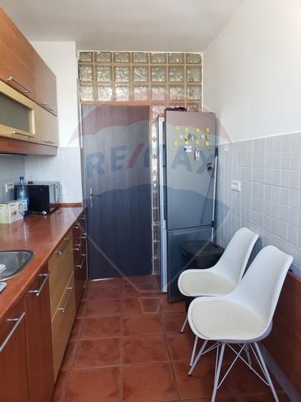 Apartament cu 3 camere in zona Polivalenta - 6