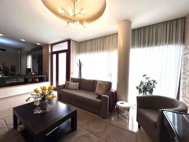 Casa individuala superba 6 camere -Braytim Timisoara - 2