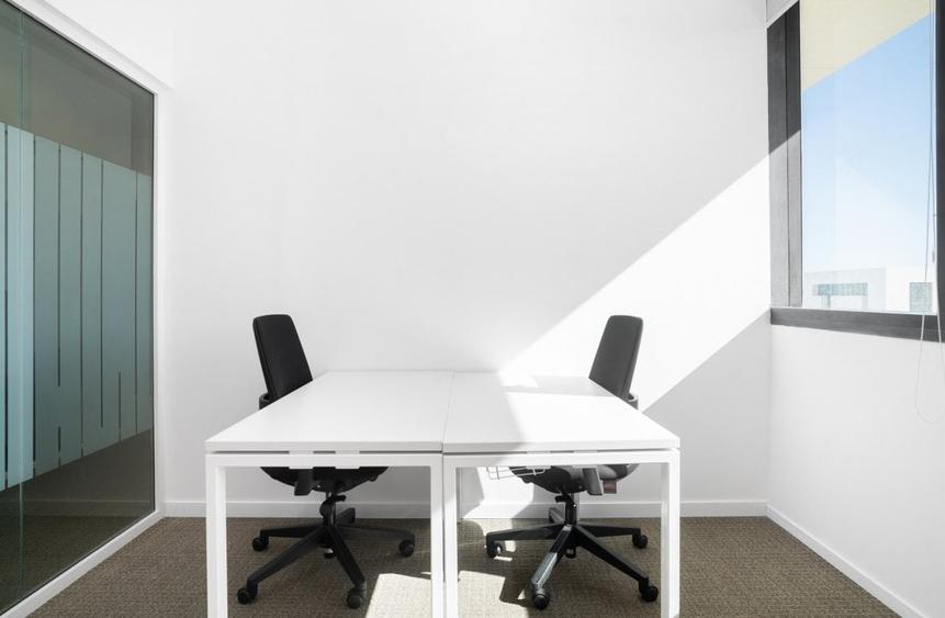 Alăturați-vă unui mediu de co-working cooperativ în Regus Primavera - 3