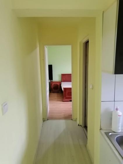 Vând apartament 3 camere - 2