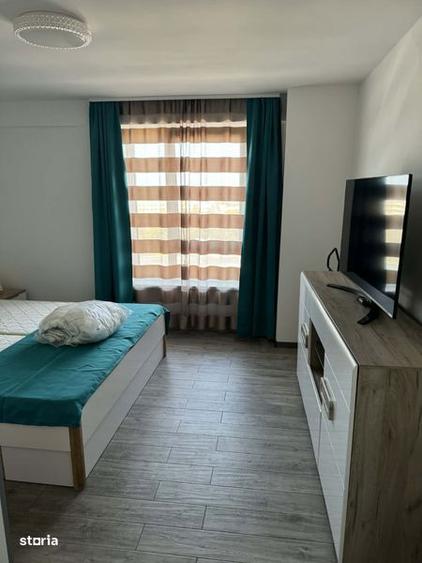 Inchiriez ap. cu 2 camere + loc parcare - 6