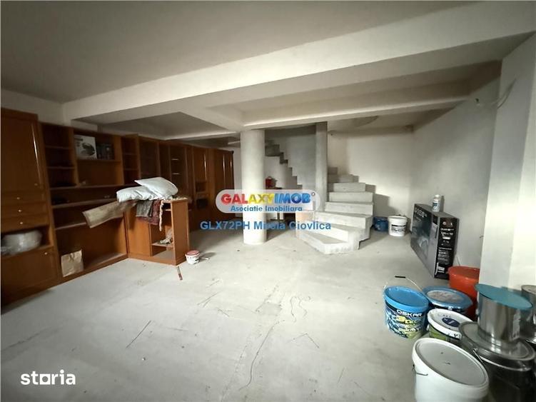Casă cu 6 camere cu Teren 1000 Mp în Păulești