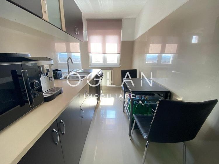 Apartament 2 cam decomandat, renovat, zona Vasile Aaron 0% Comision - 10