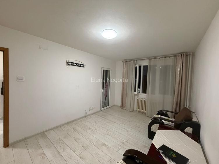 Apartament 2 camere de vânzare - 500 m de metrou Nicolae Grigorescu