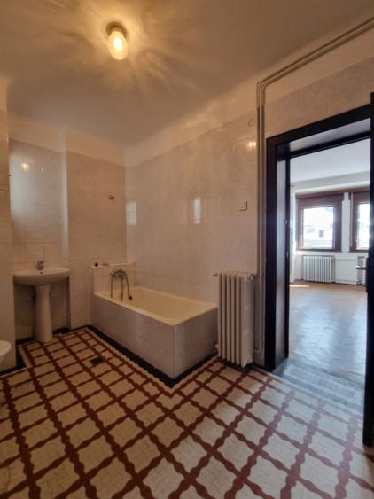 Piata Ion Mihalache - 3 Camere - Imobil interbelic - Urgenta 2 - 7