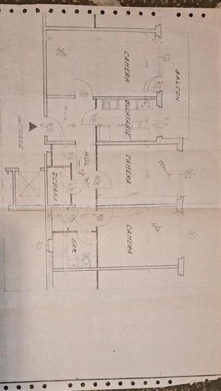 Apartament 3 camere decomandat - 1