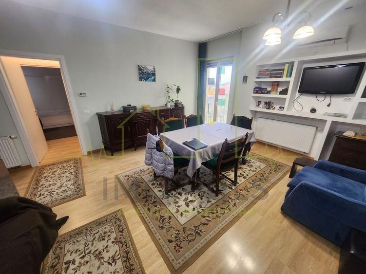 Et. 3. Bloc 2012. Parcare acoperita. 5 min de centru. Se poate prelua cu chirias - 2