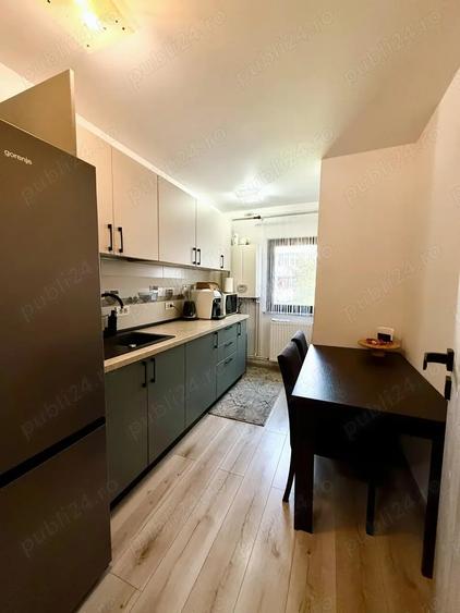 Apartament cu 3 camere decomandat în Popa Șapcă