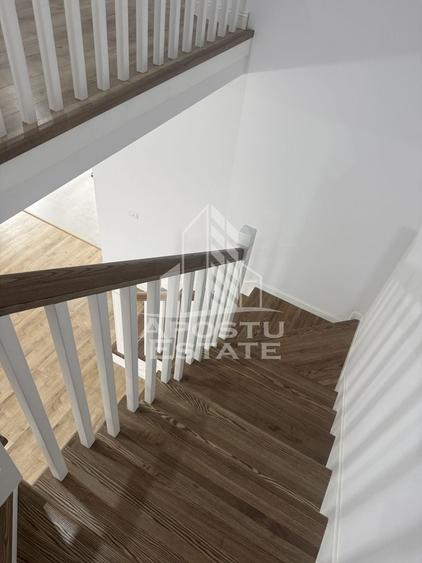 Duplex  despărțit prin garaj și camera tehnică în Giarmata - 16