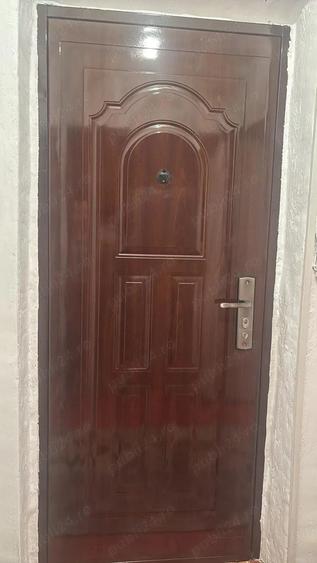 apartament 2 camere decomandat langa metrou - 1