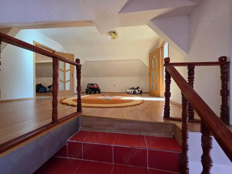 Casa proprietate unica in Hunedoara Central, langa Castelul Corvinilor - 16
