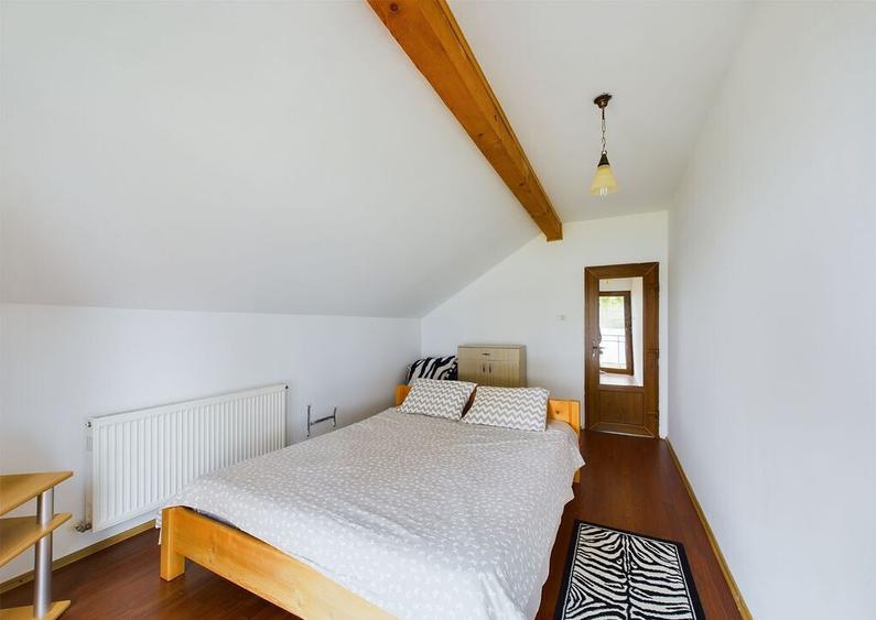 Casa de vacan?a langa lacul Surduc! - 9