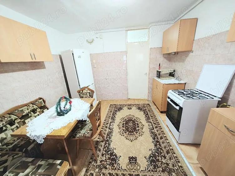 Vand apartament cu 2 camere, ETAJ 2, Hunedoara, Micro 5, 48000 euro neg - 2