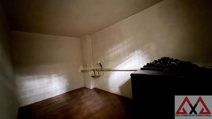 Vatra Luminoasa, vila interbelica, pod mansardabil, elemente originale - 6