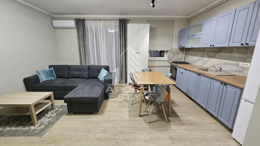 Apartament cu 2 camere, Giroc, Loc de Parcare - 1