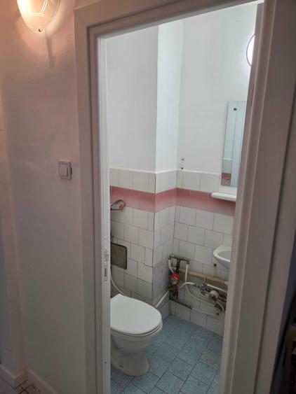 Ap 3 cam decom , 2 bai, 2 balcoane inchise, Etaj 4/4, Tip PB. H Coada - 2