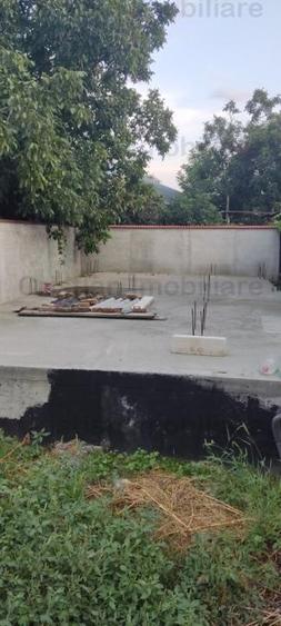 Teren intravilan zona Maternitatii 222 mp, proiect+fundatie vila P+1 - 2