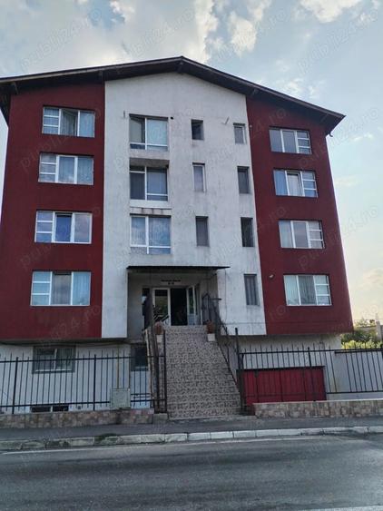 Vand apartament in Ghimbav cu 3 camere - 1
