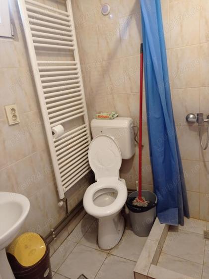 Inchiriez garsoniera la vila Brasov zona centru vechi a orasului - 3