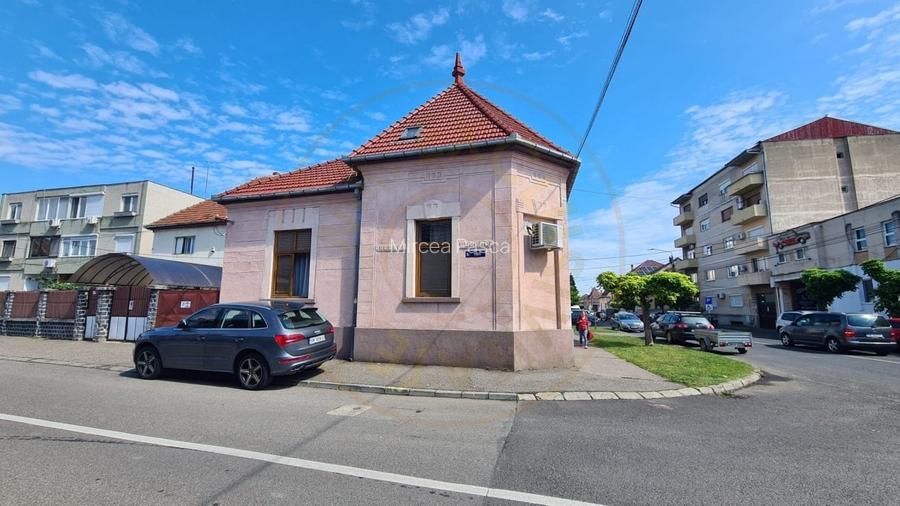 De Vanzare Casa Semicentral
