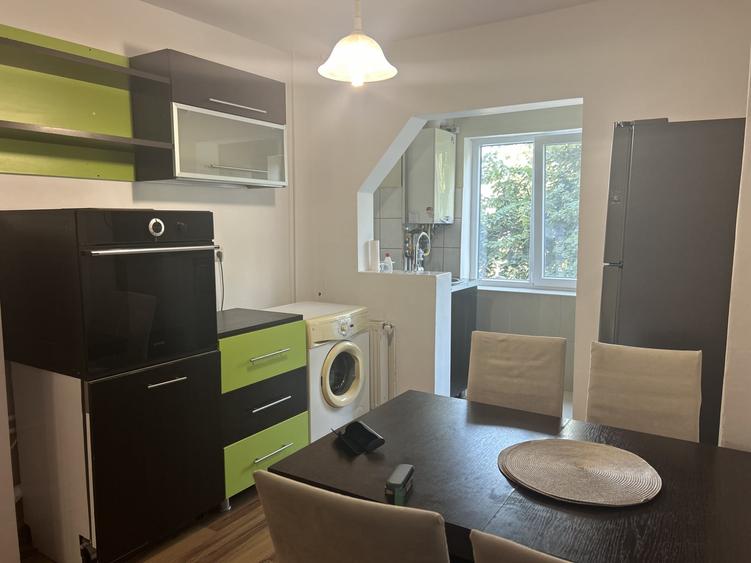 Apartament cu 2 camere, mobilat în Aradului
