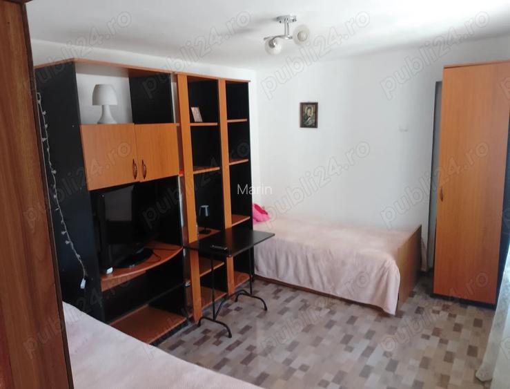 Primim in gazda 2 baieti Primim in gazda 2 baieti