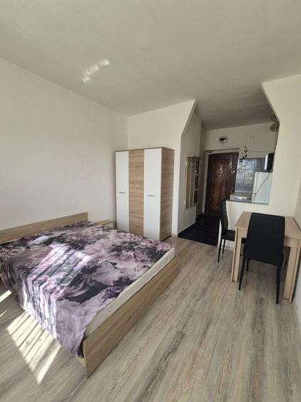 Inchiriez garsoniera strada Poienitei zona Decebal LIDL Penny etaj 2 - 2