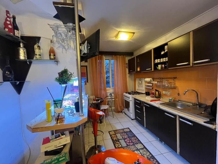 3 Camere | Titan | 1 Decembrie - 10