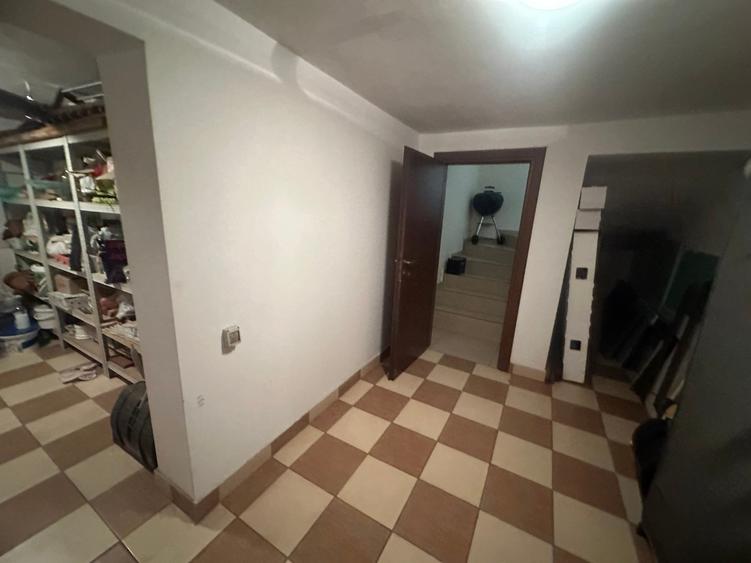 Casa p+1 + mansarda, 240mp utili, mobilata complet,singur curte, locuri parcare - 15