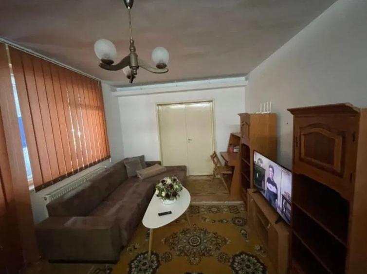 De vanzare apartament cu 3 camere in Dambu - 4