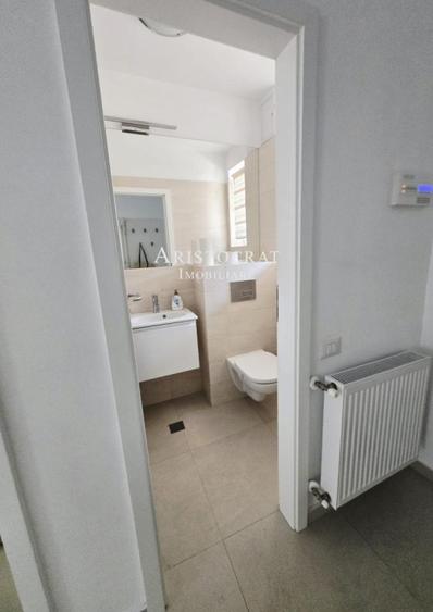 Casă cu 4 camere cu Teren 250 Mp în Corbeanca