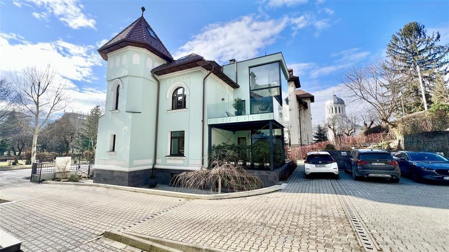 Cladire ultracentrala pretabila centru medical I birouri – Brasov | Lift | Parca - 30