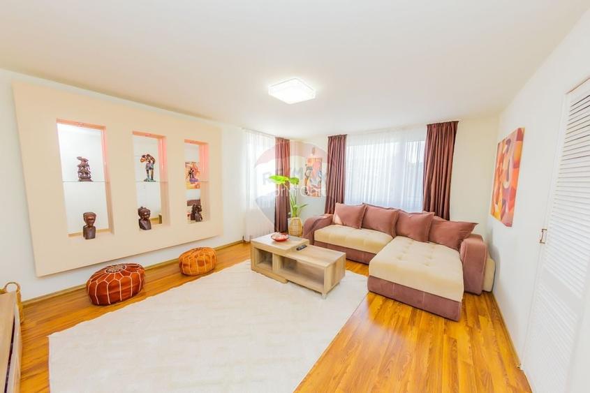 Proprietate rezidentiala de vanzare Strada 9 Mai