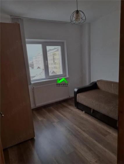 Apartament de inchiriat 3 camere Sibiu Zona Cisnadie - 2