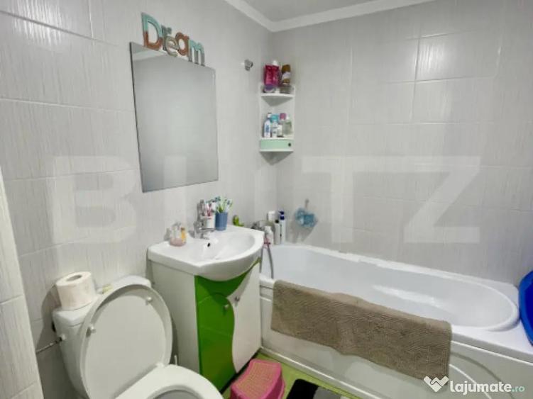 Apartament 3 camere - Etaj 3 - Zona Cuza Voda II - 6